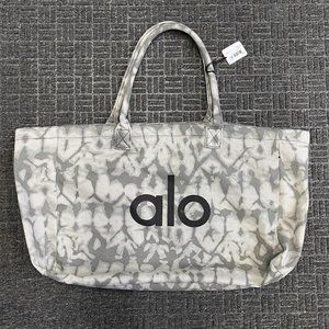 Alo Yoga Oversized Shopper Tote Gym Bag Gray Tie Dye Cotton